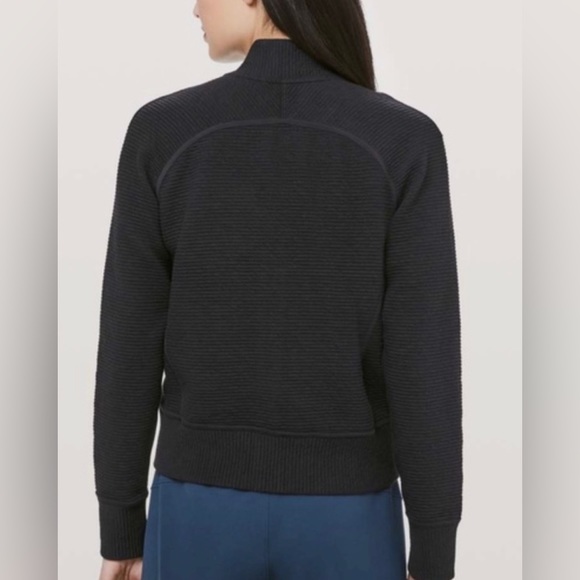LULULEMON RIBBED ON REPRAT BOMBER - Picture 4 of 9